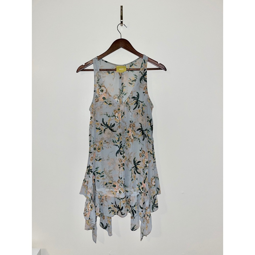 🌸🩶 Maeve Light Blue Floral Handkerchief Hem Tank